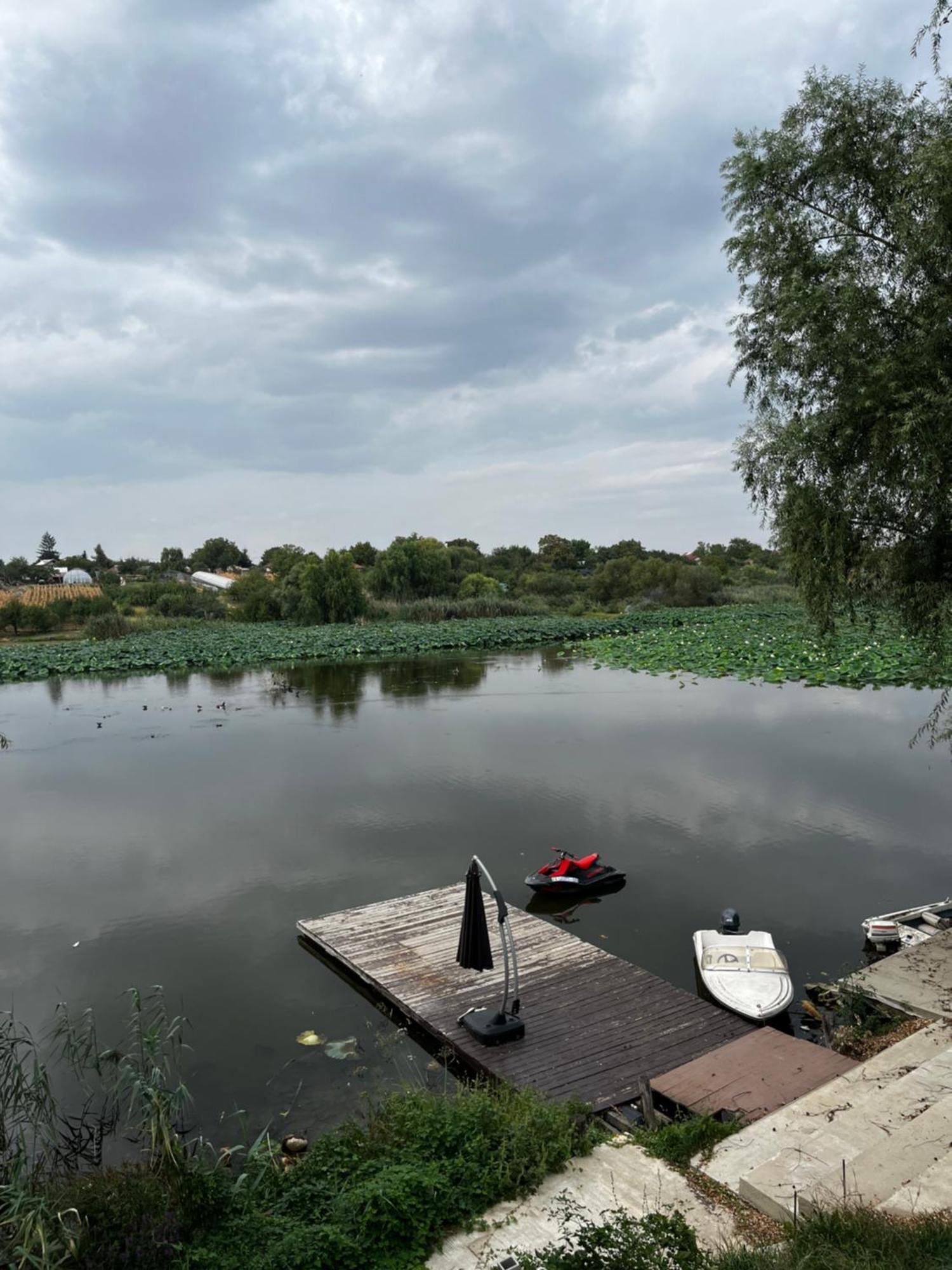 Hotel La Nuferi Lac To Therme & Aeroport Otopeni Snagov Esterno foto